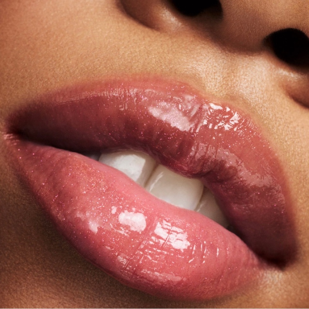 🌸 FENTY BEAUTY Gloss Bomb Universal Lip Luminizer - RIRI - Picture 6 of 8